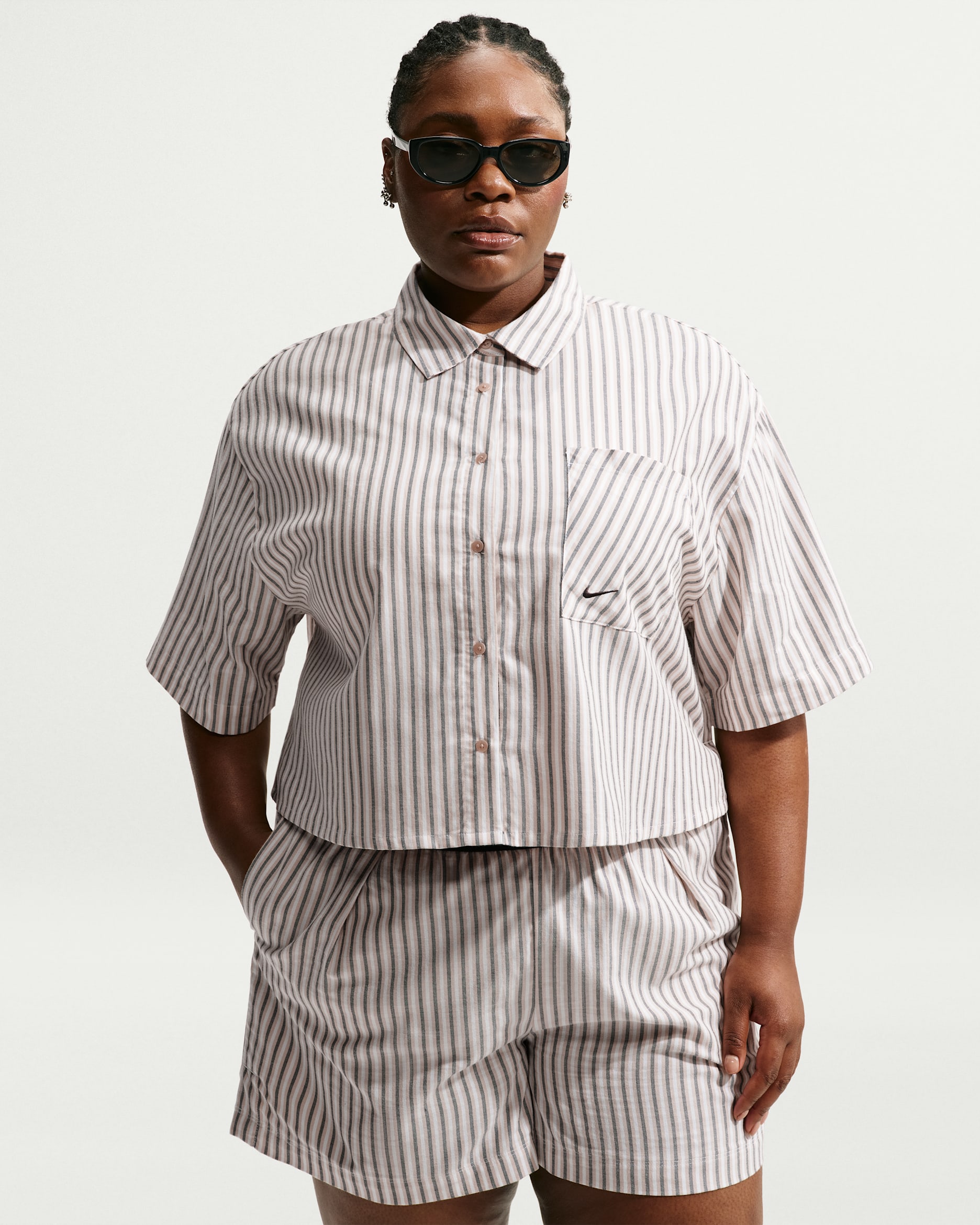 Nike Sportswear Chill Poplin Women's Oversized Striped Top (Plus
